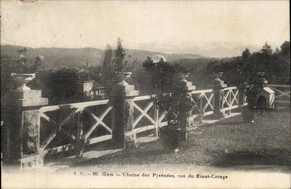 Gan — Kette der Pyrenäen, Blick vom Riant-Cottage — C. - 10 - Vorderseite