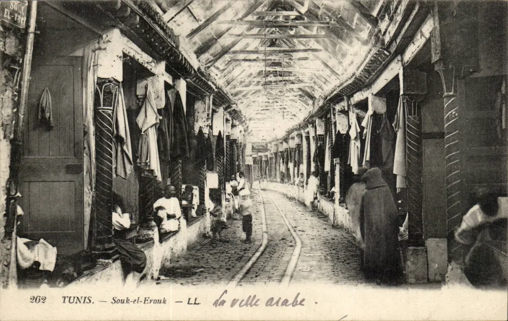 Tunis — Souk-el-Eronk — A cidade árabe — LL - Frente