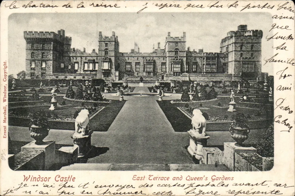 Windsor Castle — East Terrace and Queen's Gardens — Ernest Marshall, Windsor Copyright - Vorderseite