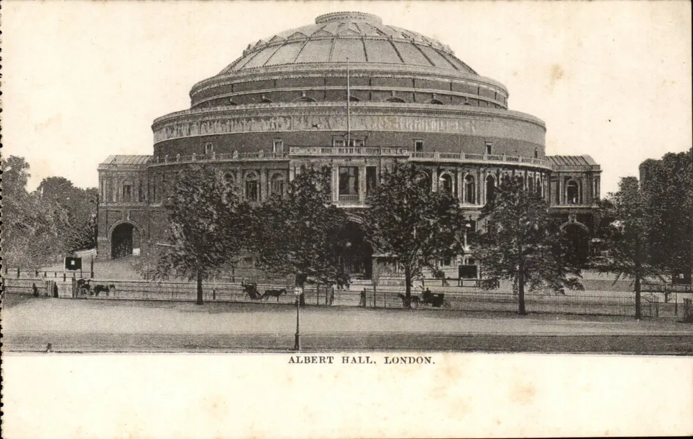 Albert Hall, London — äußere Ansicht — unbekannter Verlag, Seriennummer nicht sichtbar - Vorderseite