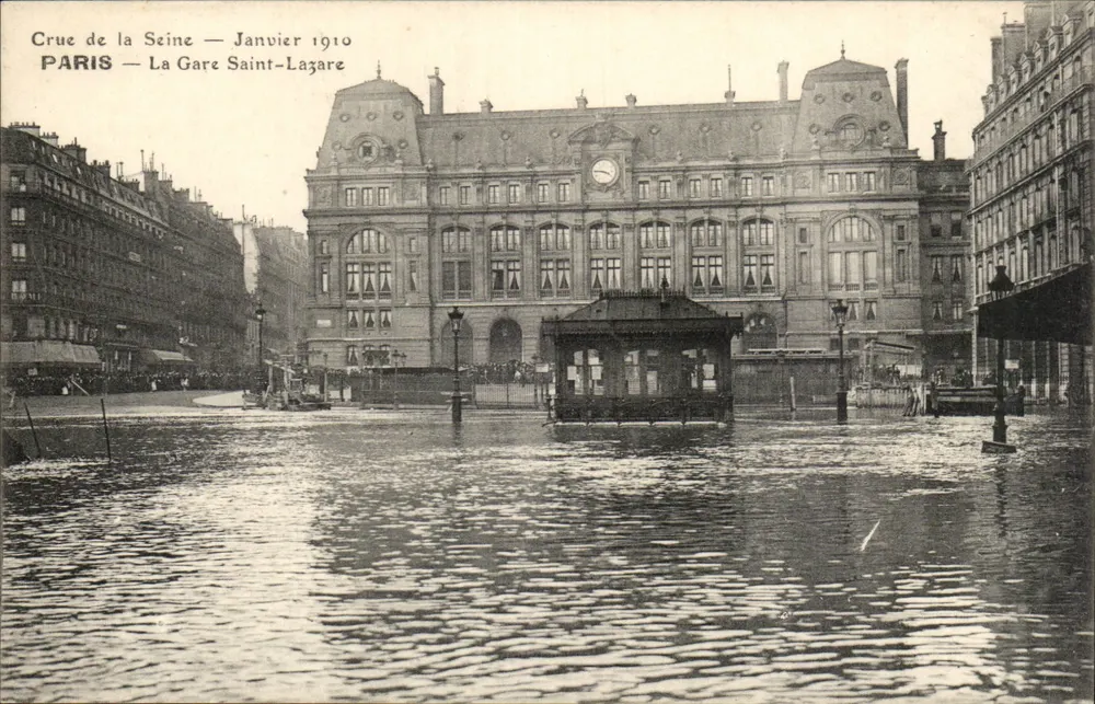 Überschwemmung der Seine — Januar 1910 — Paris — Bahnhof Saint-Lazare - Vorderseite