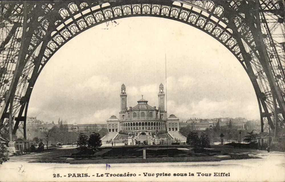 Paris - Das Trocadéro - Ansicht unter der Eiffelturm — unbekannter Verlag, Nr. 25 - Vorderseite