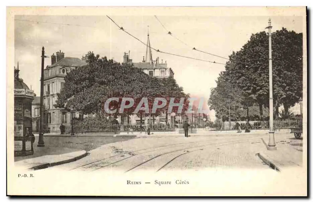 Reims — Square Cérès — P.-D. R. - Frente