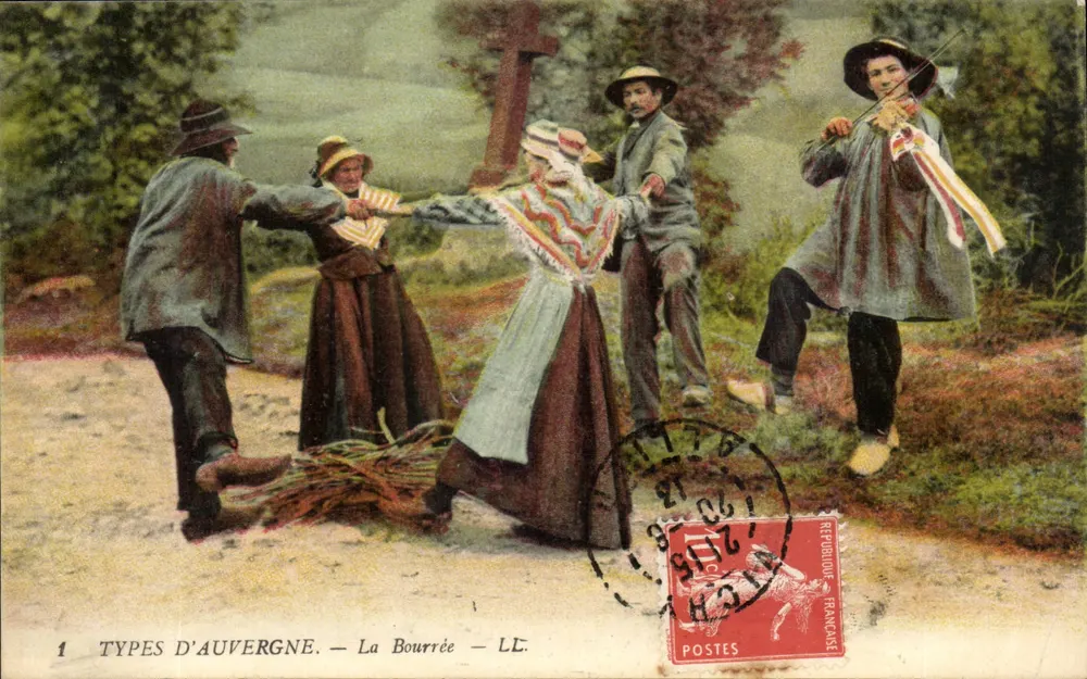 Tipos de Auvergne — A Bourrée — LL - Frente