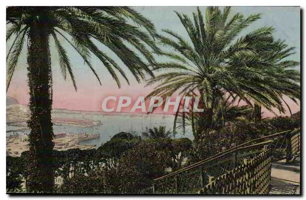 Vista do porto de Oran - Frente