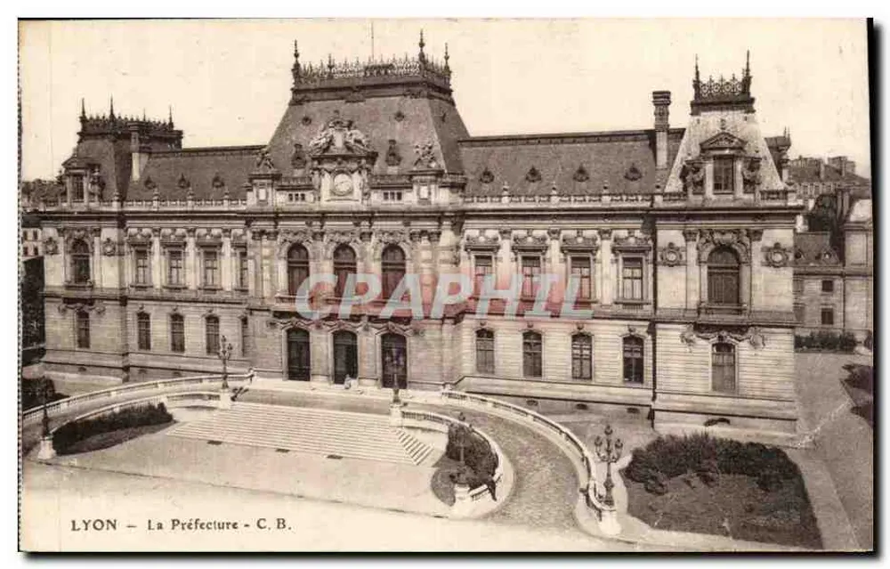 LYON — A Prefeitura — C.B. - Frente