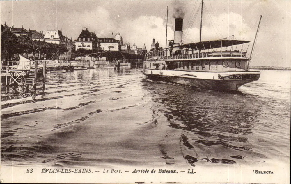 ÉVIAN-LES-BAINS — O Porto — Chegada de Barcos — Selecta LL n°88 - Frente