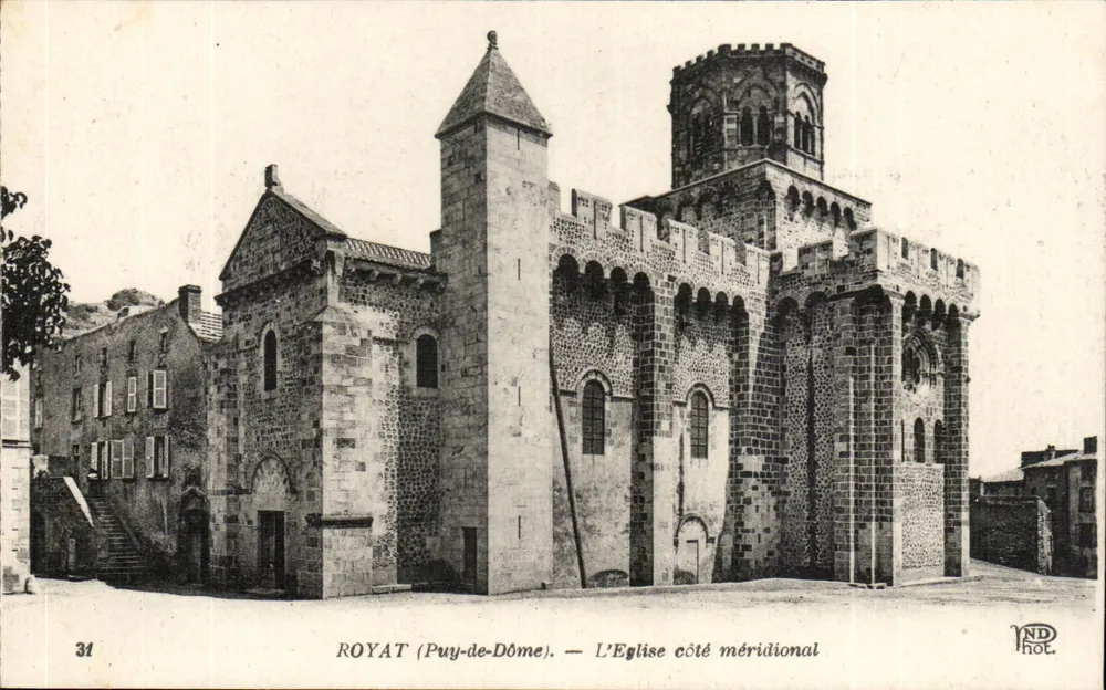ROYAT (Puy-de-Dôme) — De Kerk zuidkant — ND Phot. - Voorkant