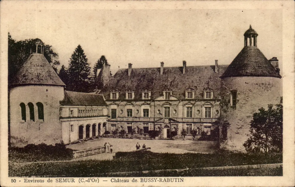 Alrededor de SEMUR (C.-d'Or) — Castillo de BUSSY-RABUTIN - Anverso