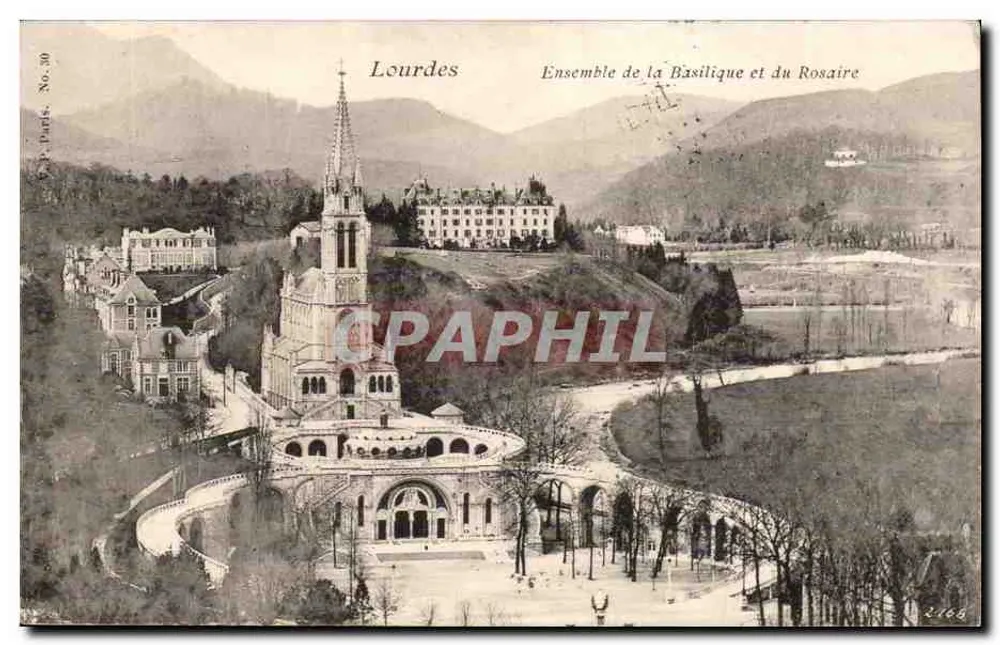 Lourdes — Conjunto da Basílica e do Rosário — E.P. Paris, No. 30 - Frente