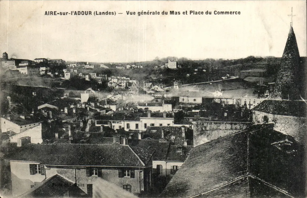AIRE-sur-l'ADOUR (Landes) — Allgemeiner Blick auf den Mas und Place du Commerce — Photo-édit Dalès - Vorderseite