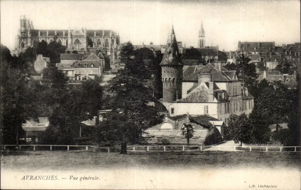 Avranches — Vista geral — Lib. Lechaplais - Frente