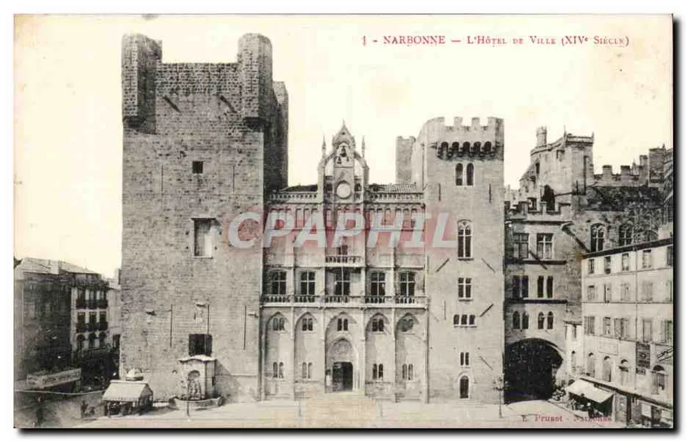 NARBONNE — O Hotel de Ville (século XIV) — E. Prusset - Narbonne - Frente
