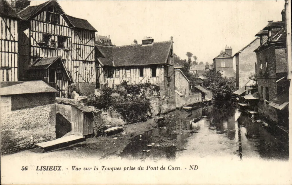 Lisieux — Ansicht der Touques vom Caen-Brücke genommen — ND - Vorderseite