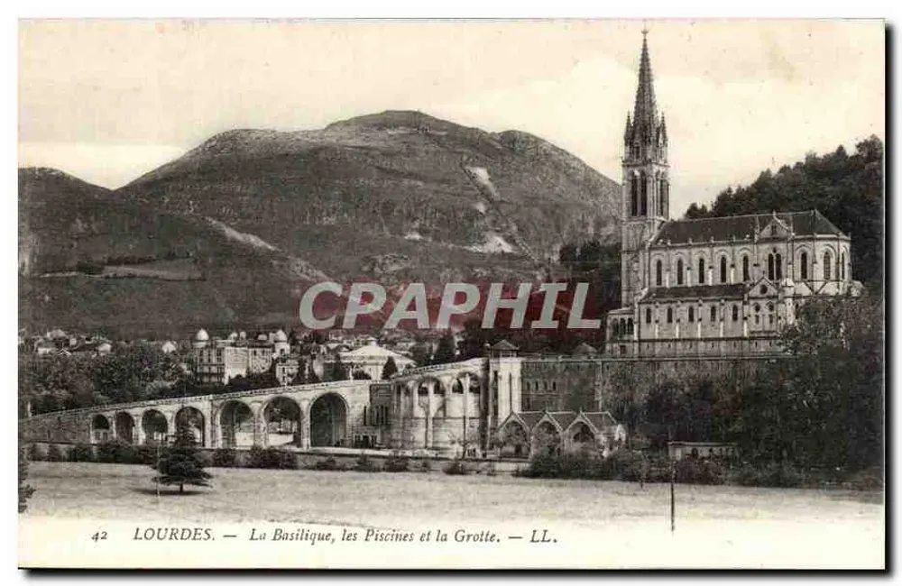 Lourdes — A Basílica, as Piscinas e a Gruta — LL. - Frente