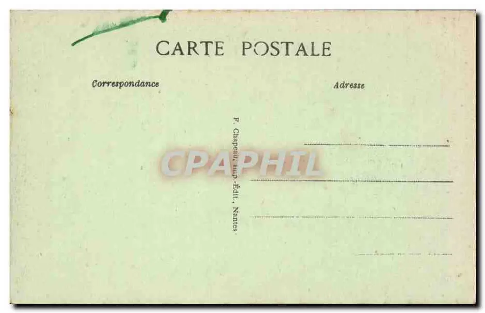 Batz (Loire-Inf.) — Innere Ruinen der Kapelle Notre-Dame du Mûrier (15. Jahrhundert) - Rückseite