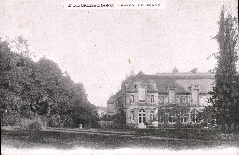 Fontainebleau - Jardim de Diane — editor Staerck, Paris - Frente