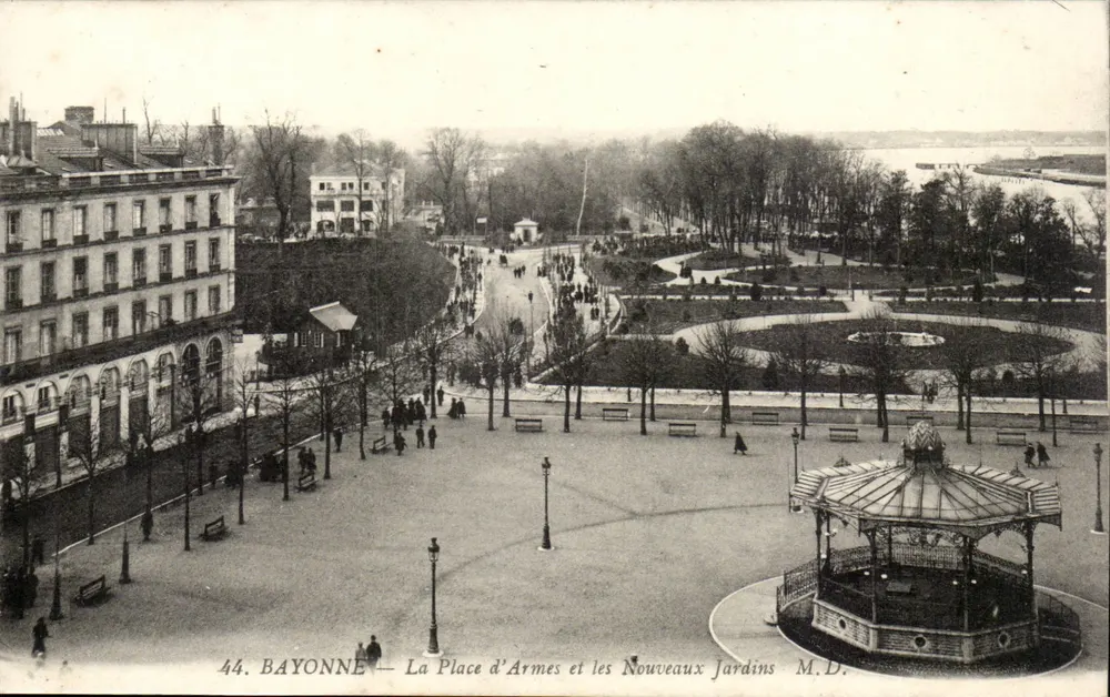 Bayonne — Place d'Armes und die neuen Gärten — M.D. - Vorderseite