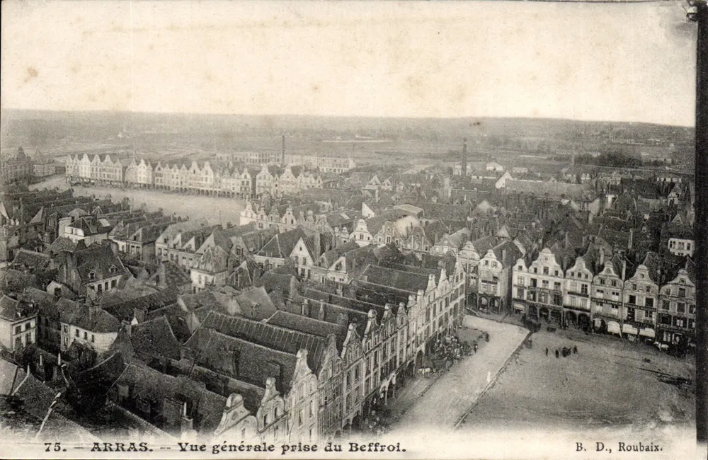 Arras — Vista geral tirada do Campanário — B. D., Roubaix, n°75 - Frente