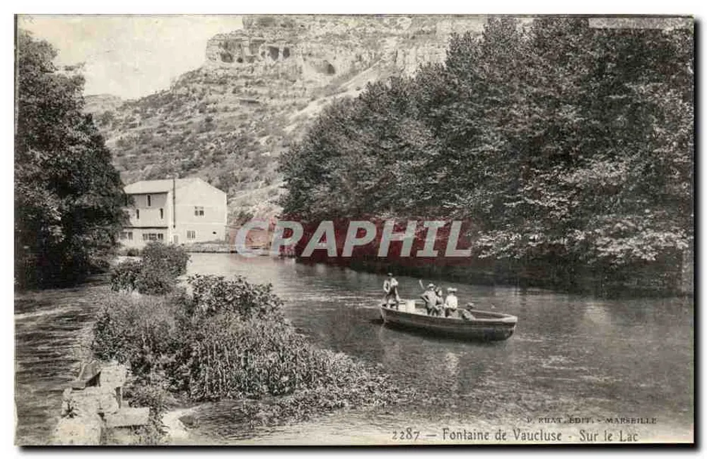 Fontaine de Vaucluse — Sobre o Lago — D. Rhat Editora, Marselha, n° 2287 - Frente