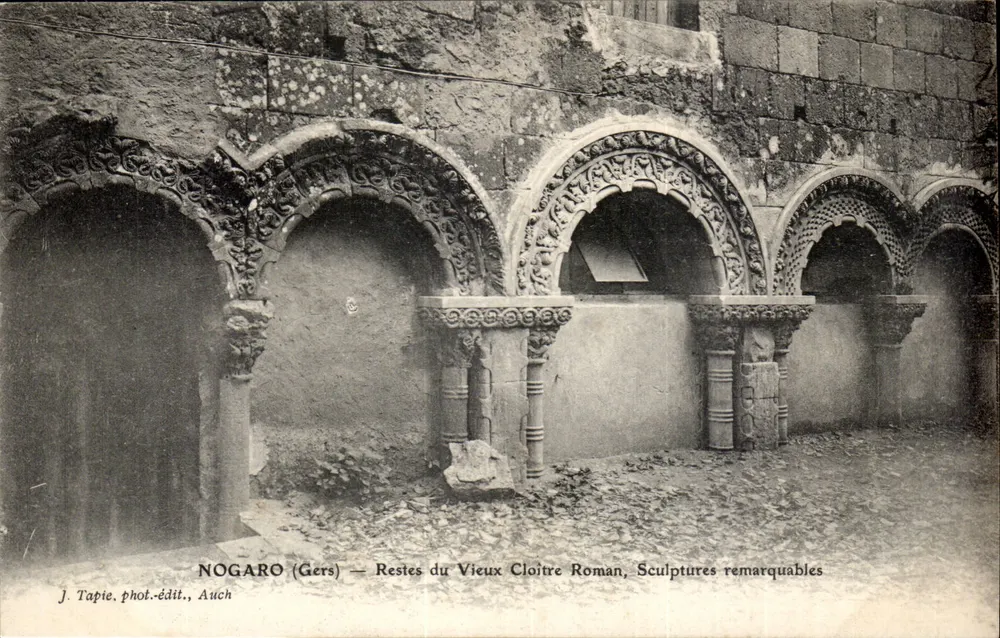 Nogaro (Gers) — Reste des alten romanischen Klostergangs, bemerkenswerte Skulpturen — J. Tapie, Fotograf-Verlag, Auch - Vorderseite
