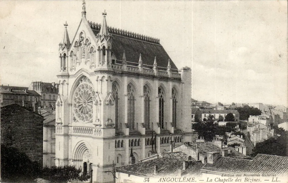 Angoulême — A Capela das Bézines — Edição das Novas Galerias — n°54 - Frente