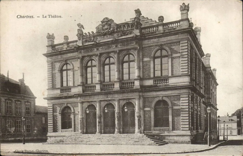 Chartres — O Teatro — Clovis Barret, Chartres - Frente