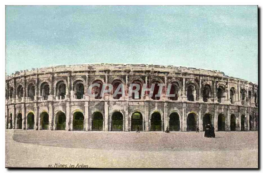 Nîmes, as Arênes — Bilhete postal antigo n°37 — editor não identificado - Frente