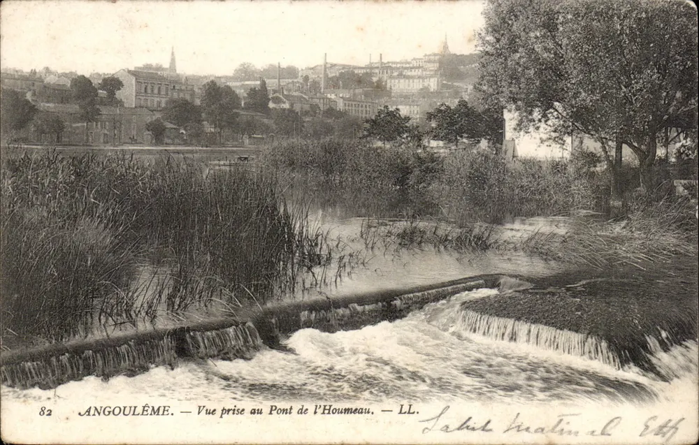 Angoulême — Ansicht vom Pont de l'Houmeau — LL - Vorderseite