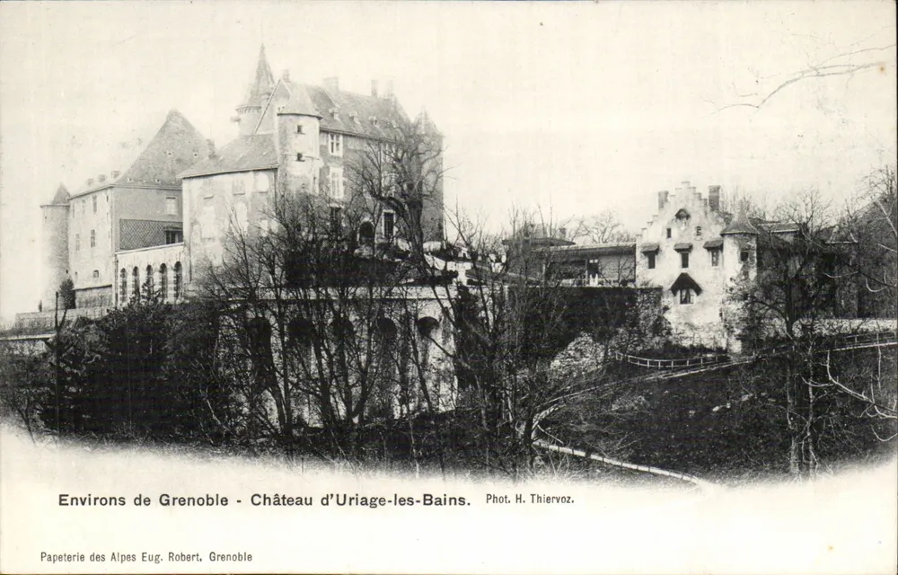 Environs de Grenoble - Château d'Uriage-les-Bains — Papeterie des Alpes Eug. Robert, Grenoble - Frente