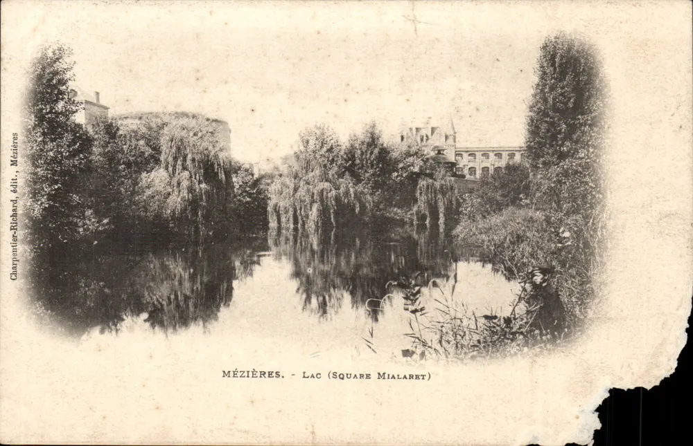 Mézières - Lago (Piazza Mialaret) — Charpontier-Richard, editore, Mézières - Recto
