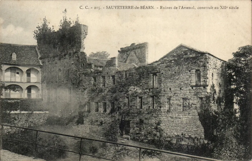 Sauveterre-de-Béarn — Ruinen des Arsenal, gebaut im 12. Jahrhundert — C.C. n°215 - Vorderseite