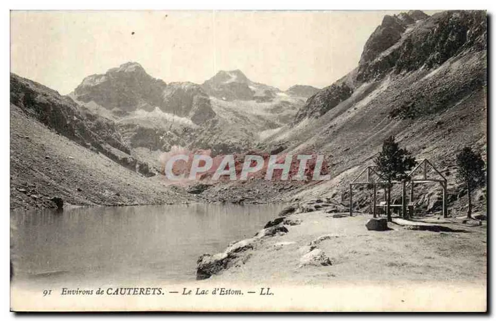 Environs de CAUTERETS — O Lago d'Estom — LL. - Frente
