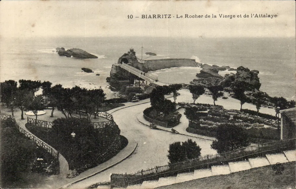 Biarritz - Der Felsen der Jungfrau und der Attalaye — unbekannter Verlag, Nr. 10 - Vorderseite
