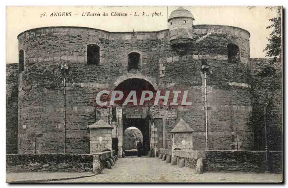 Angers — A Entrada do Castelo — L. V., pbot. - Frente