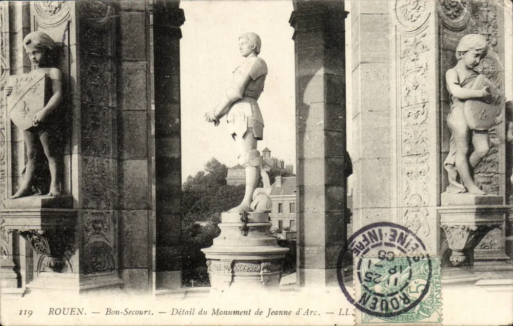 Rouen — Bon-Secours — Detail des Denkmals für Jeanne d'Arc — LL. n°119 - Vorderseite