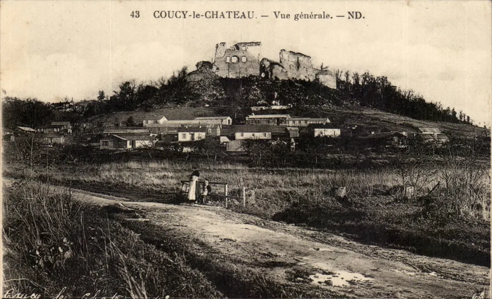 Coucy-le-Château — Vista general — ND. — CI* de las Artes — N°43 - Anverso