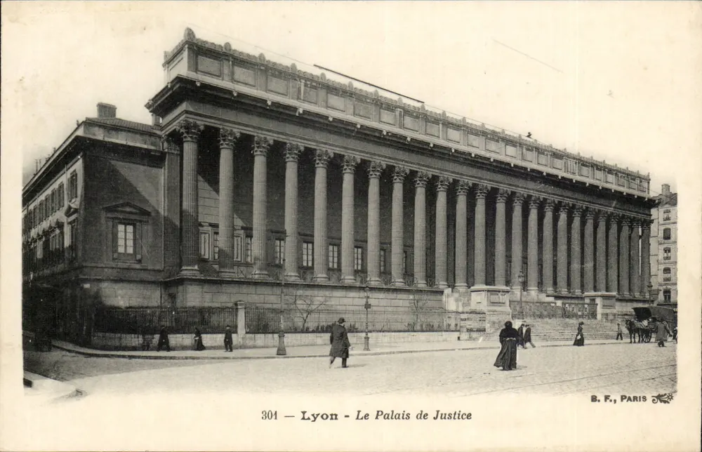 Lyon — O Palácio de Justiça — B. F., Paris, n° 304 - Frente