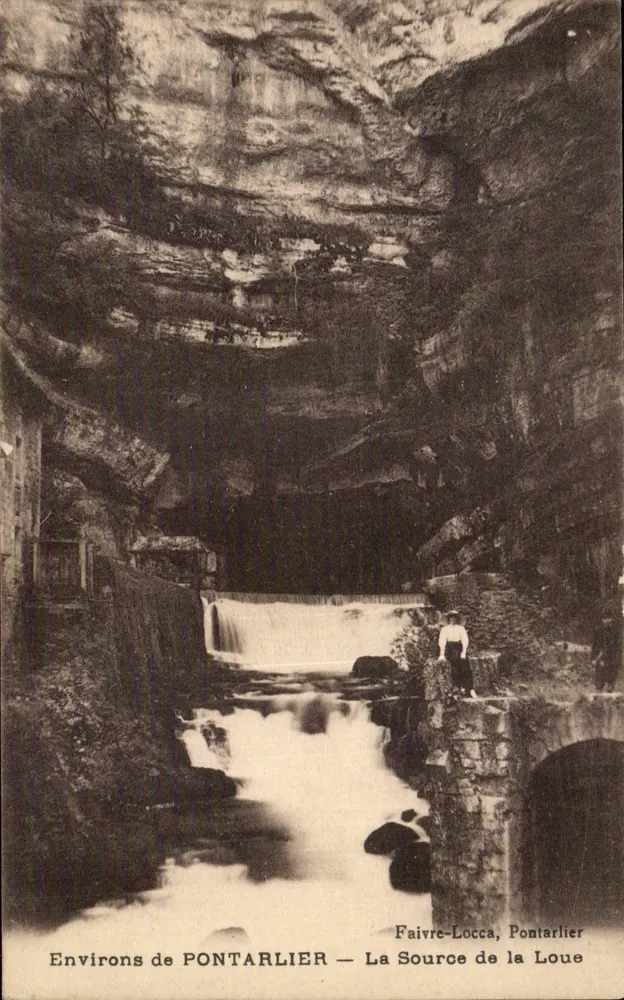 Ao redor de PONTARLIER — A Fonte da Loue — Faivre-Locca, Pontarlier - Frente