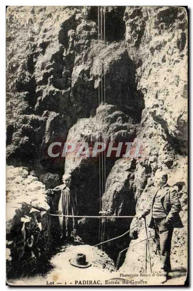 Padirac — Entrada do Gouffre — Phototypie Bessot et Guioch, Brive - Frente