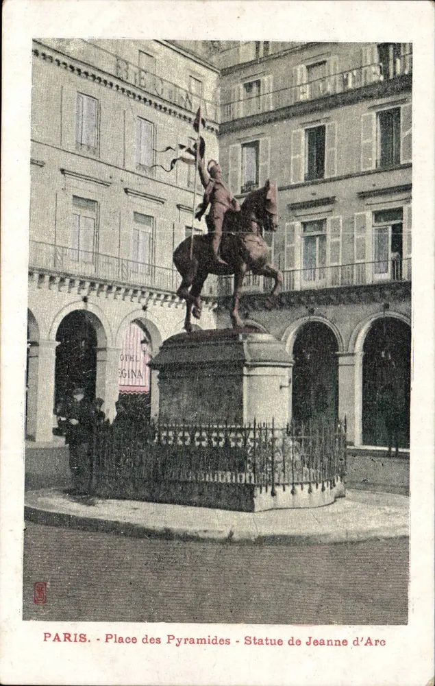 Paris - Place des Pyramides - Estátua de Joana d'Arc — editora S. (marca vermelha no canto inferior esquerdo) - Frente