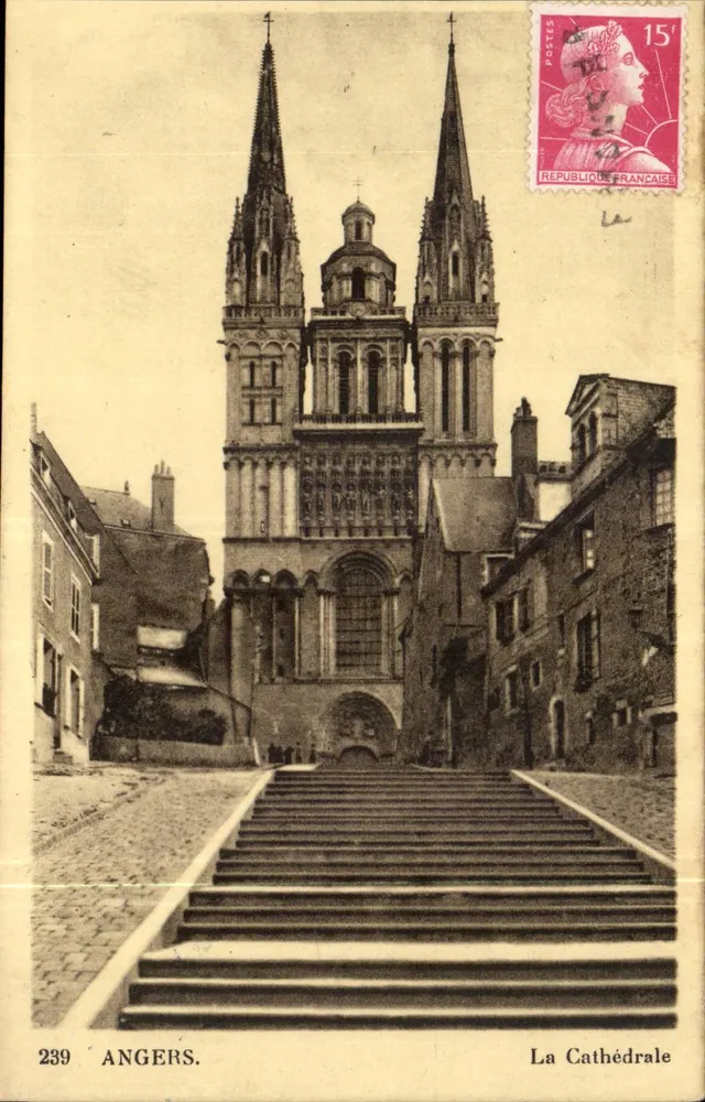 Angers — A Catedral — Edição R. Héauls, n° 239 - Frente