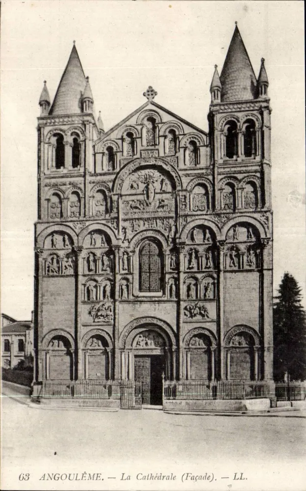 Angoulême — A Catedral (Fachada) — LL. - Frente