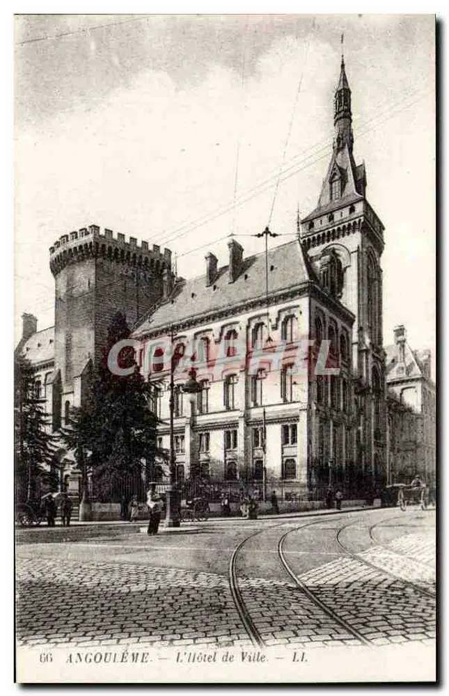 Angoulême — O Hotel de Ville — LL. - Frente