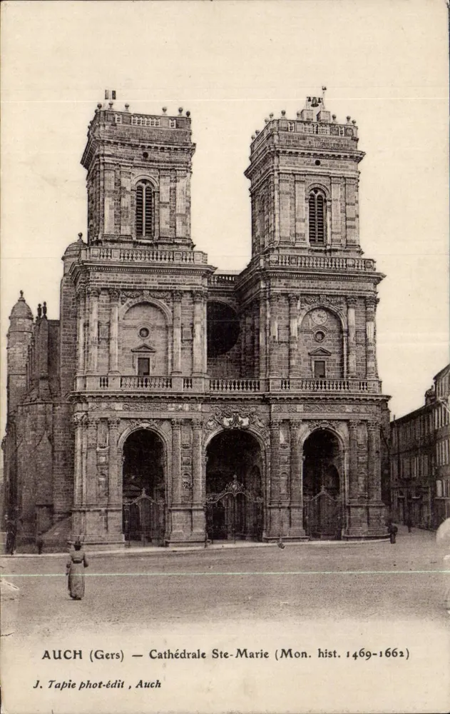 Auch (Gers) — Catedral de Santa Maria (Monumento Histórico 1469-1662) — J. Tapie phot-édit, Auch - Frente