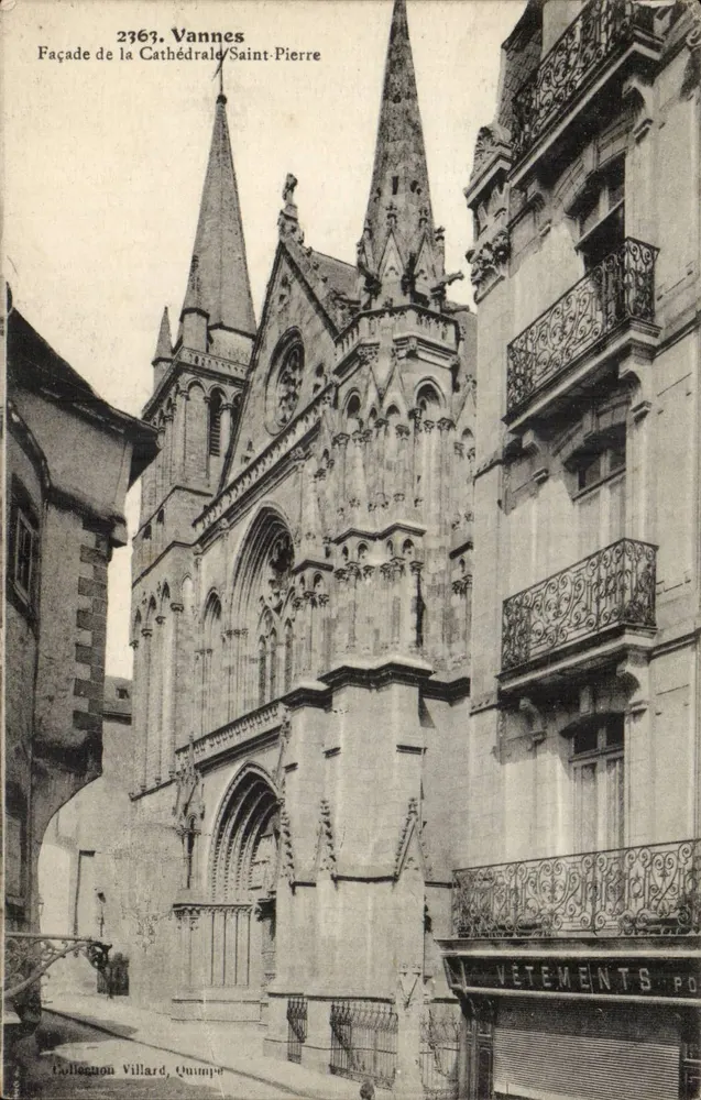 Vannes — Fachada da Catedral de São Pedro — Coleção Villard, Quimper - Frente