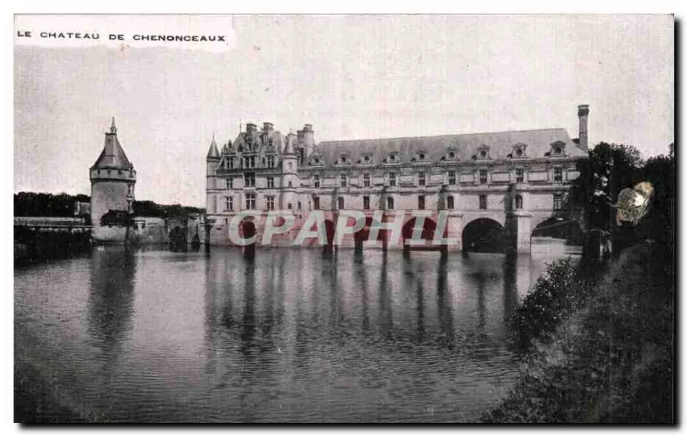 O Castelo de Chenonceaux — vista do castelo sobre a Loire — editor não visível - Frente