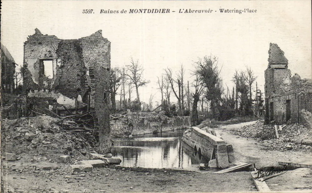 Ruiny MONTDIDIER — Fontanna — wydawca La Bénou - Awers