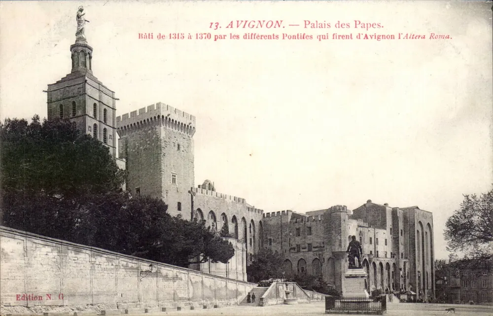 Avignon — Palácio dos Papas — Edição N. G. - Frente