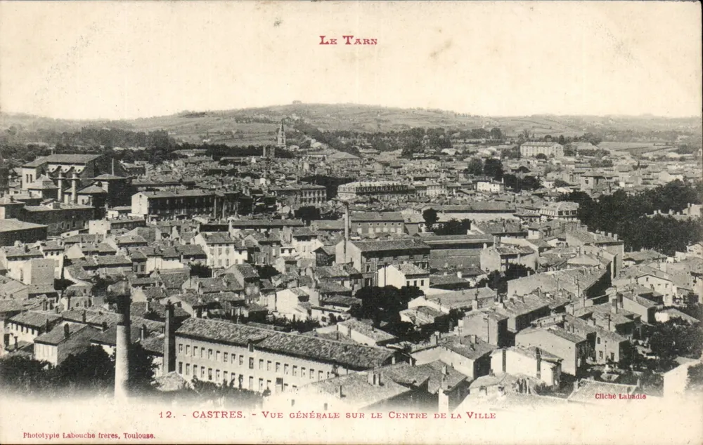 Castres — Allgemeiner Blick auf das Stadtzentrum — Phototypie Labouche frères, Toulouse, Nr. 12 - Vorderseite